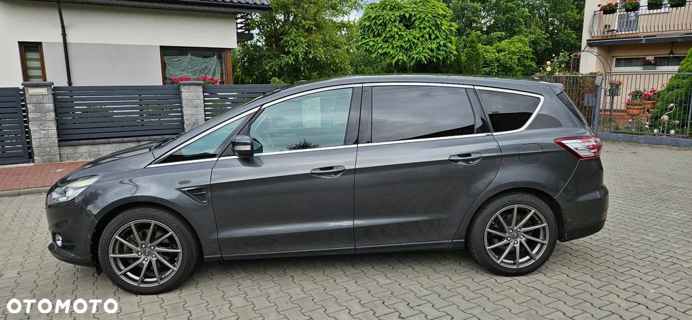 Ford S-Max 2.0 TDCi Titanium PowerShift - 6