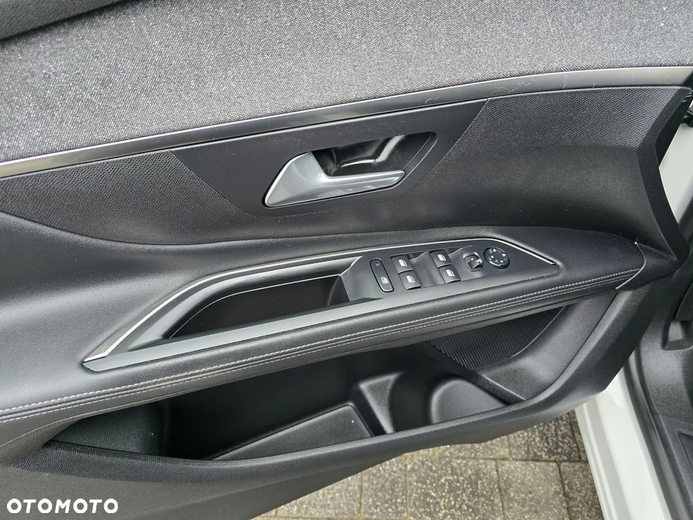 Peugeot 5008 PureTech 130 Allure - 11