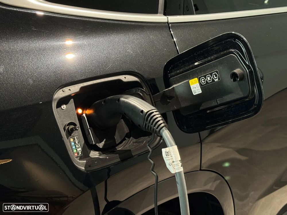 BMW iX1 eDrive20 xLine - 17