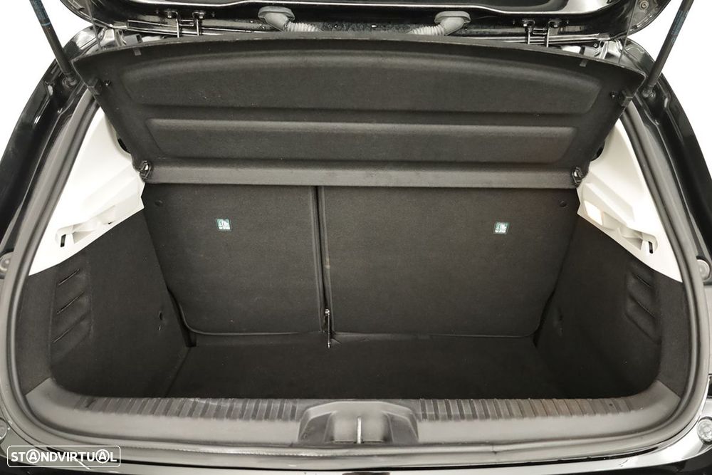 Renault Clio 1.0 TCe Evolution - 23