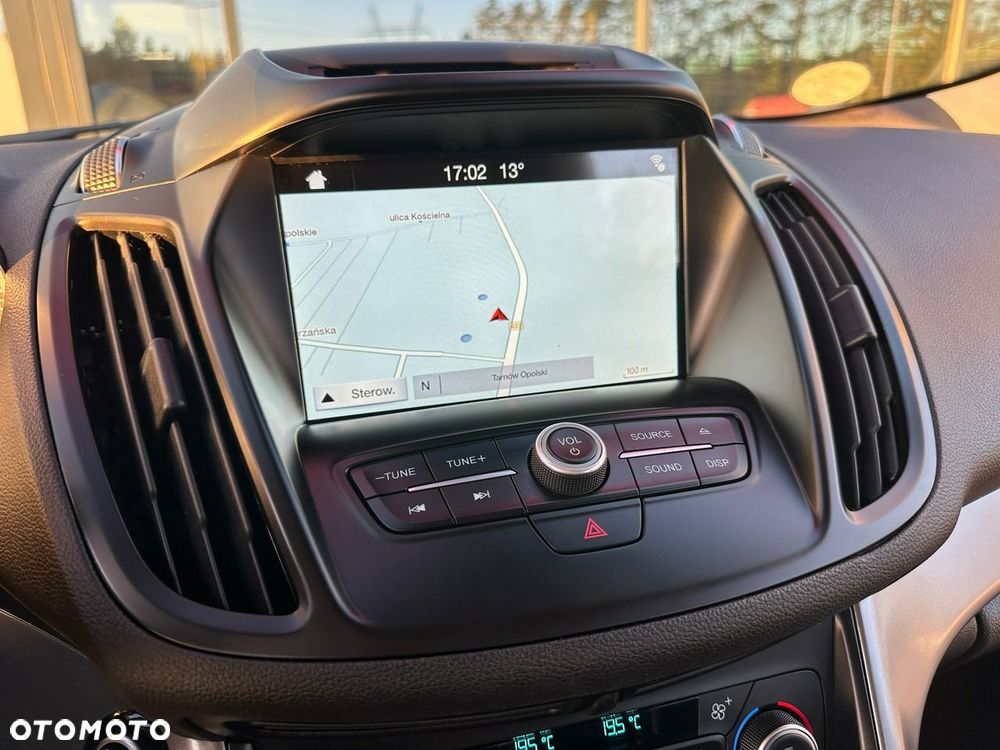 Ford Kuga 1.5 EcoBoost 2x4 Trend - 25