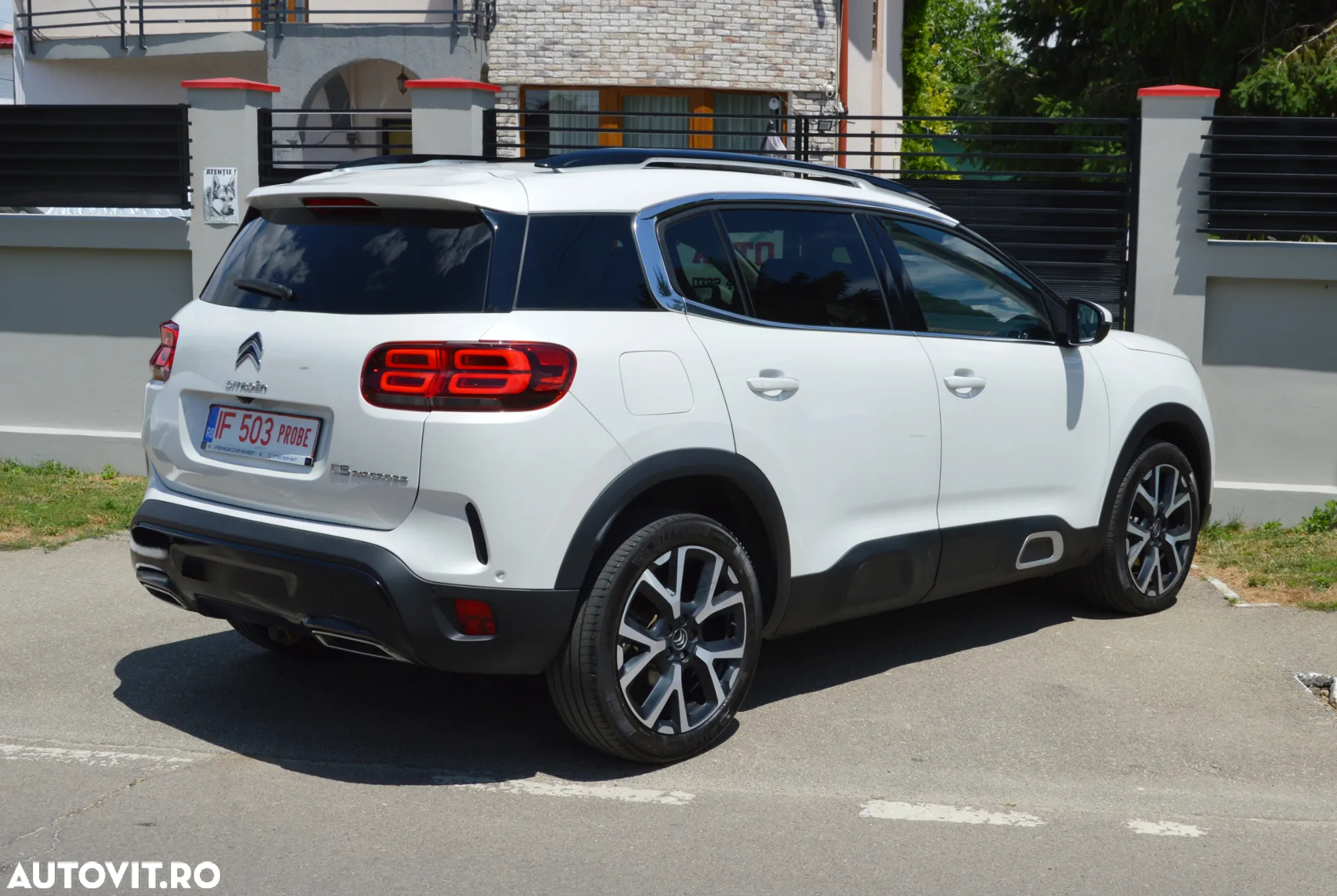 Citroën C5 Aircross 1.6 PureTech S&S EAT8 Shine - 38
