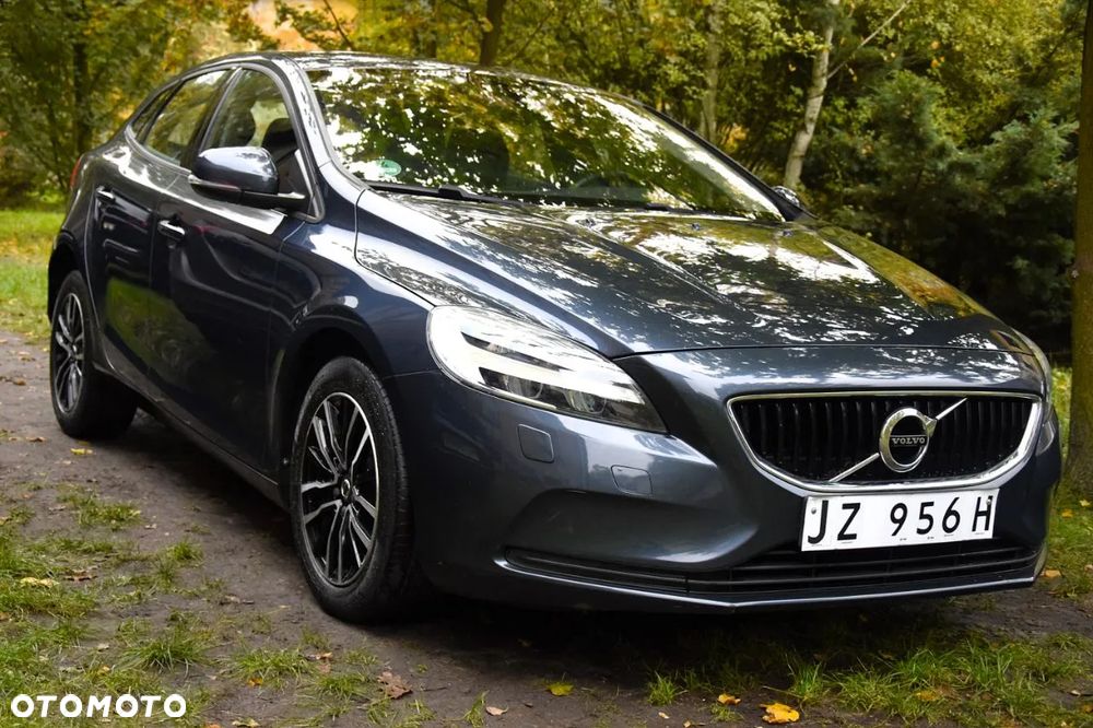 Volvo V40 D2 Momentum - 35