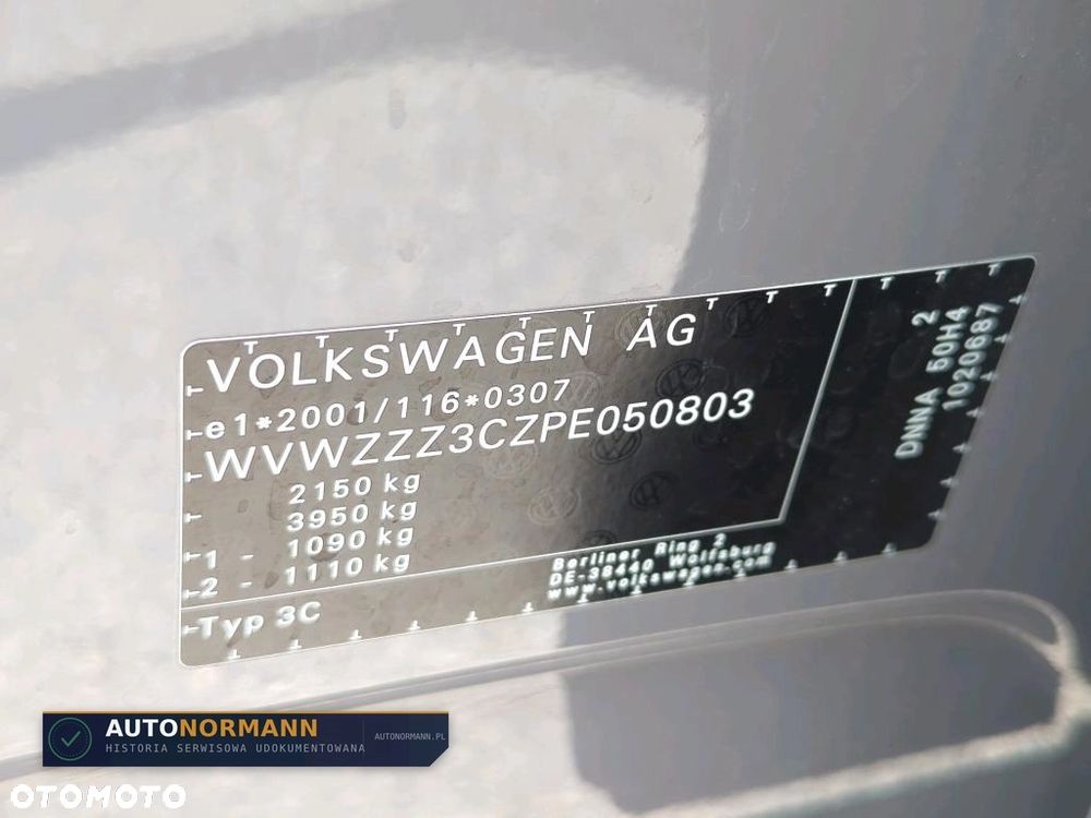 Volkswagen Passat - 33