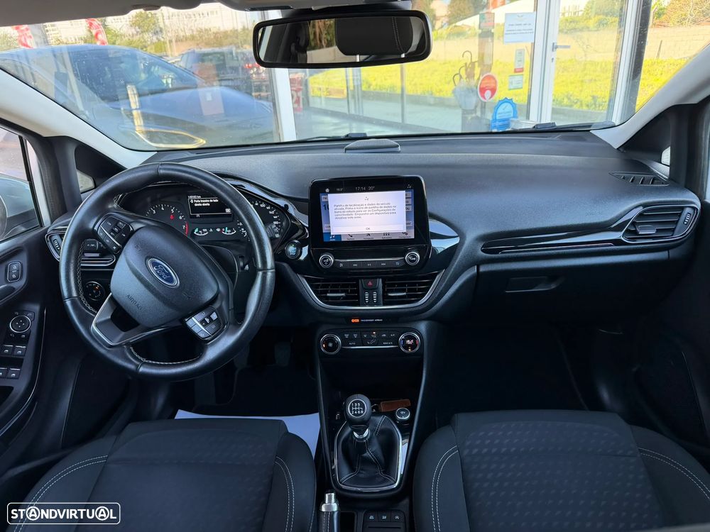 Ford Fiesta 1.0 EcoBoost Titanium - 12