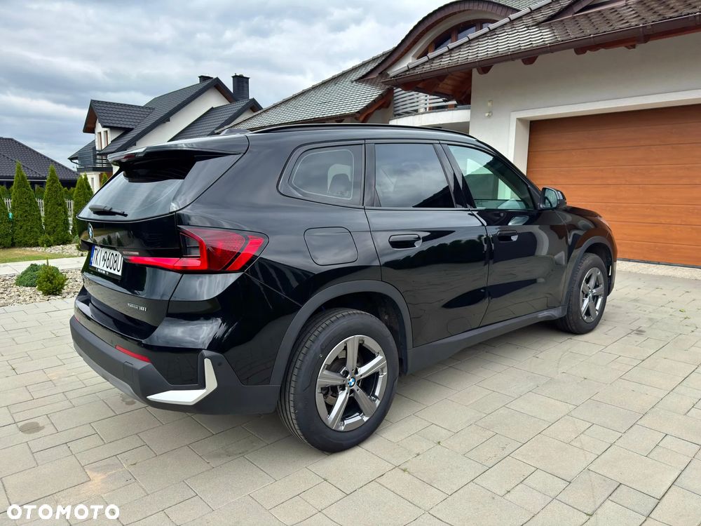 BMW X1 sDrive18i xLine - 3
