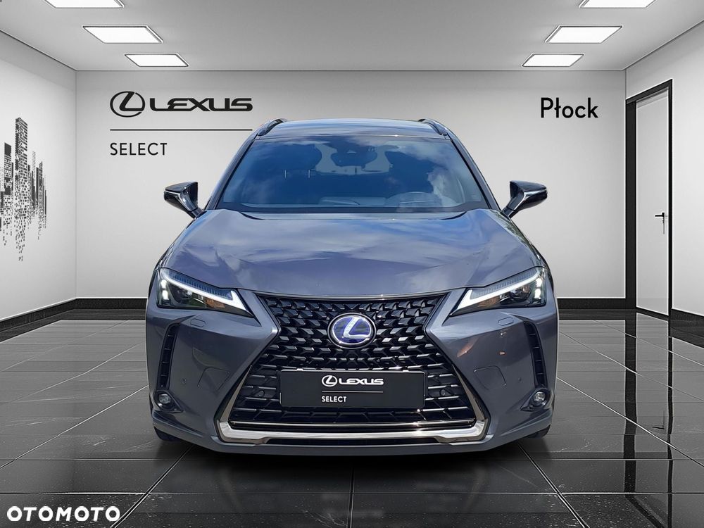 Lexus UX - 8