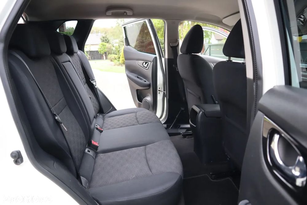 Nissan Qashqai 1.6 dCi 4x4 Acenta S&S - 12