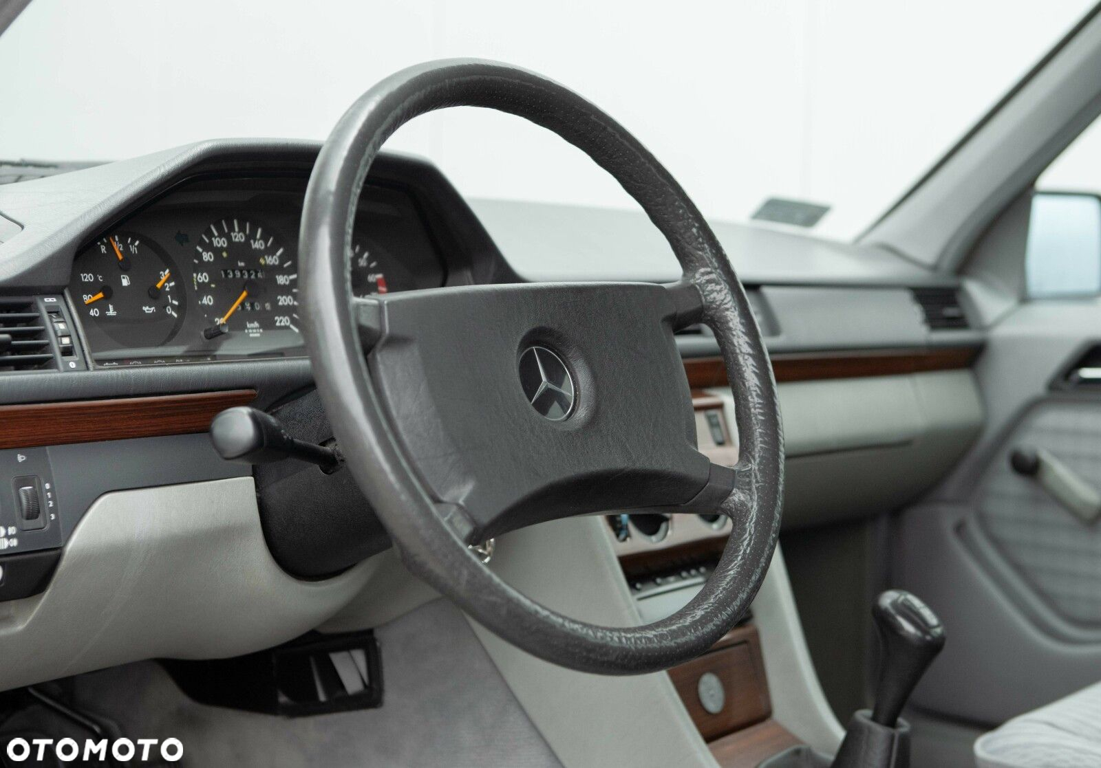 Mercedes-Benz W124 (1984-1993) - 20