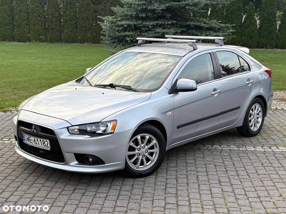 Mitsubishi Lancer 1.6 Invite - 13