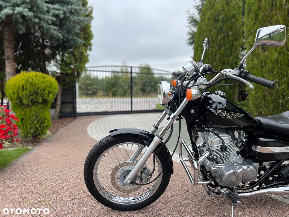 Honda CA - 25