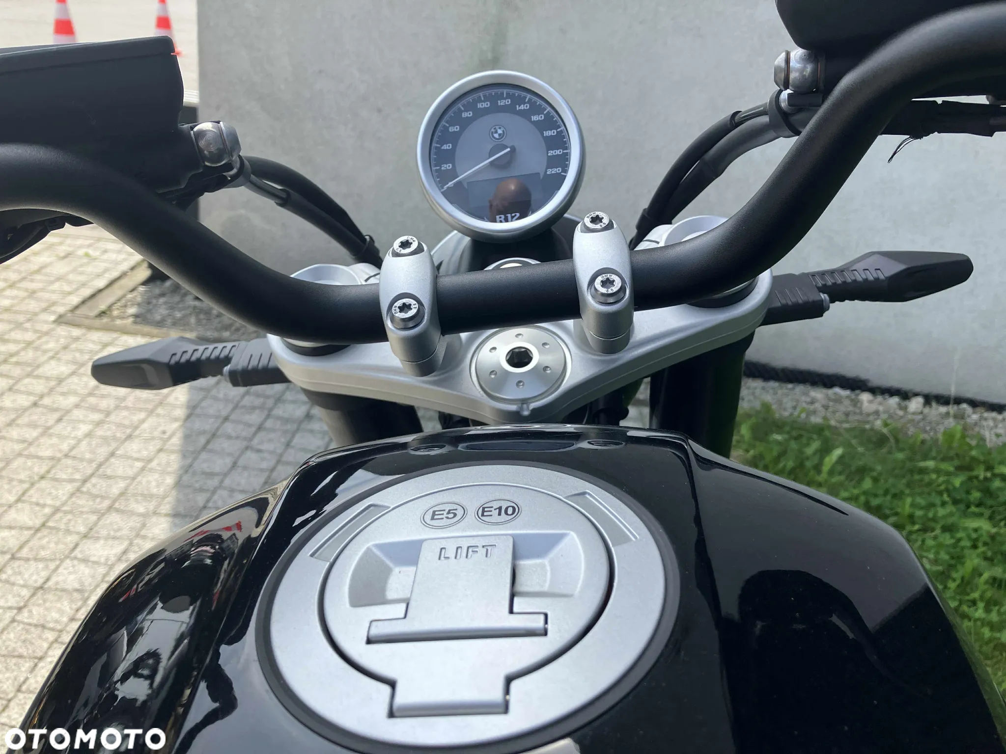 BMW R - 11