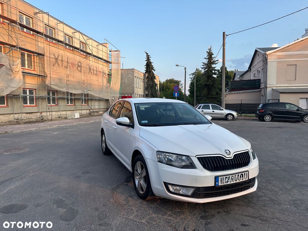 Skoda Octavia - 2