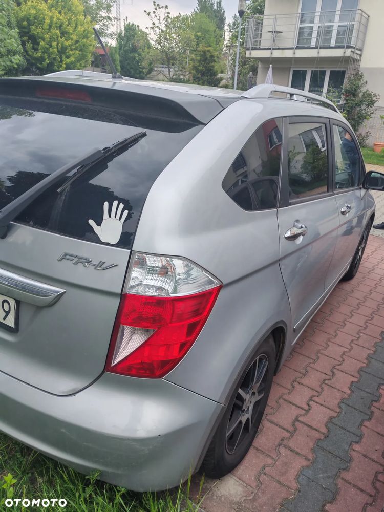 Honda FR-V 2.0 Comfort - 2