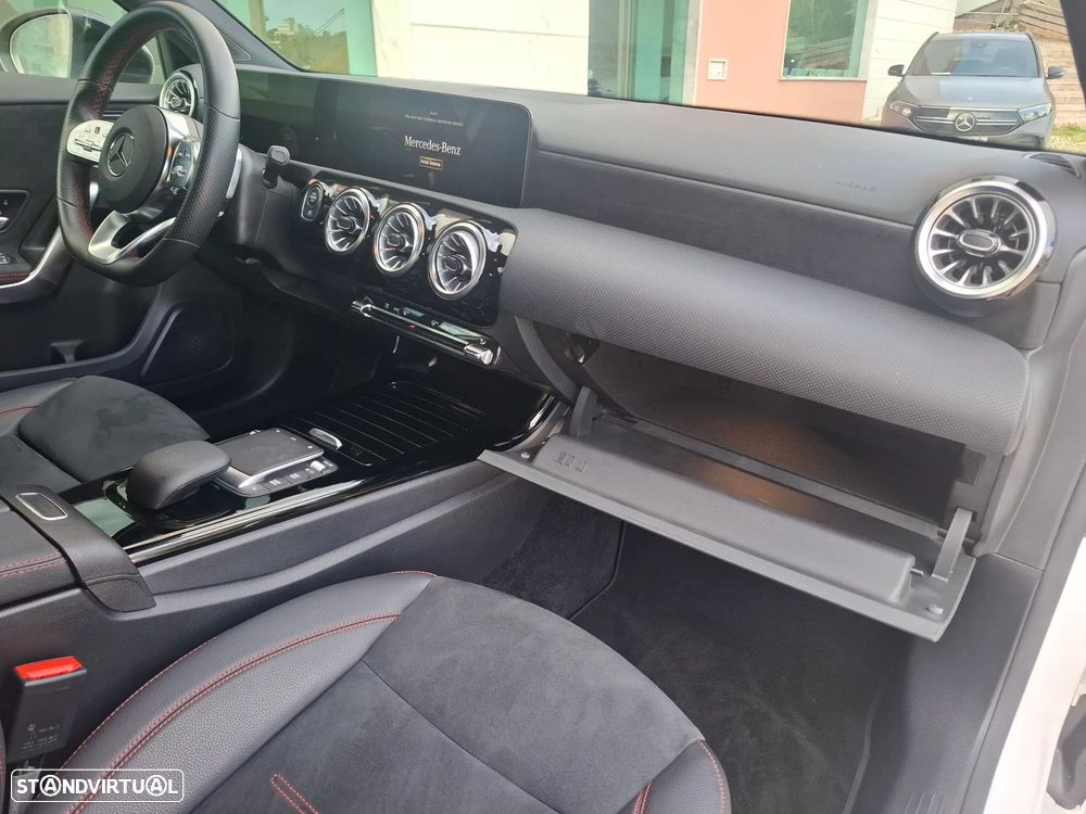 Mercedes-Benz A 200 7G-DCT AMG Line - 50