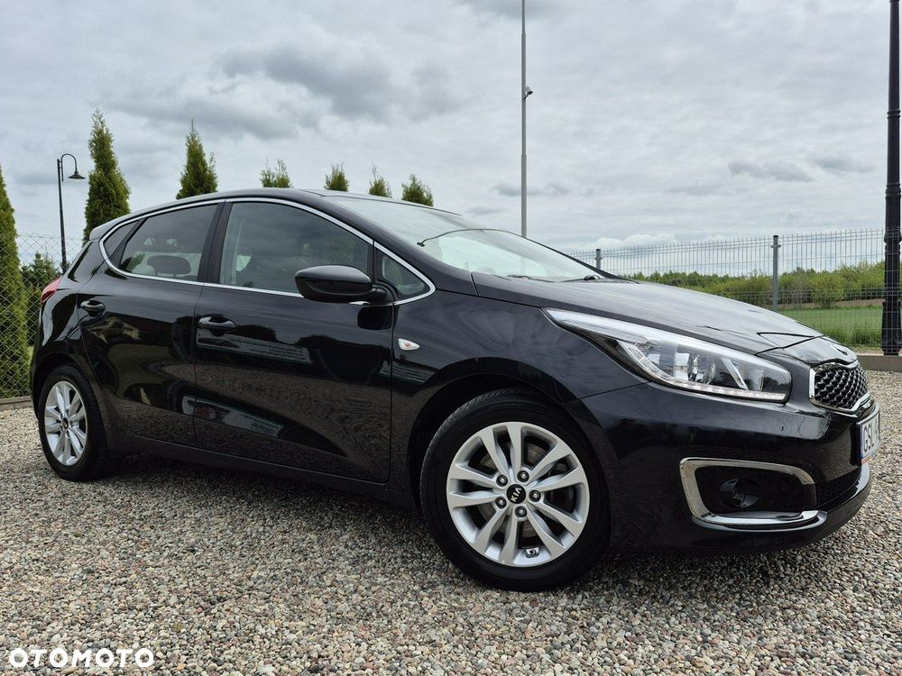 Kia Ceed - 23