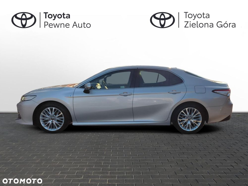 Toyota Camry 2.5 Hybrid Executive CVT - 2