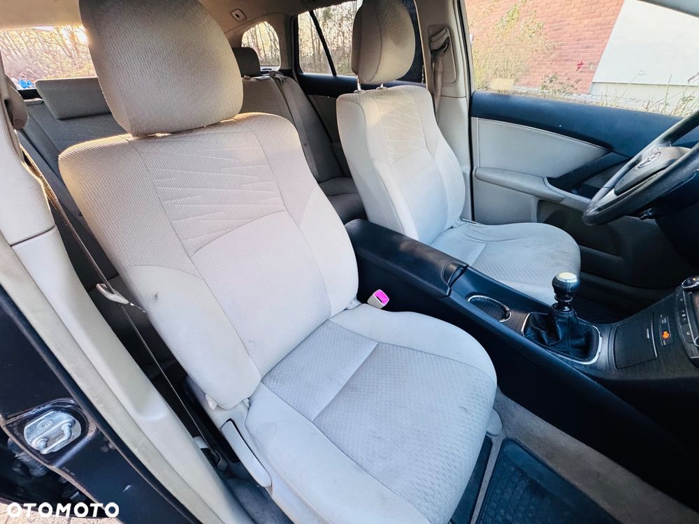 Toyota Avensis 2.0 D-4D Sol plus - 35