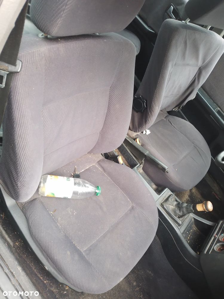 AUDI 80 B4 2.0 ABT KOLOR LZ6P  BŁOTNIK PRAWY LEWY - 18