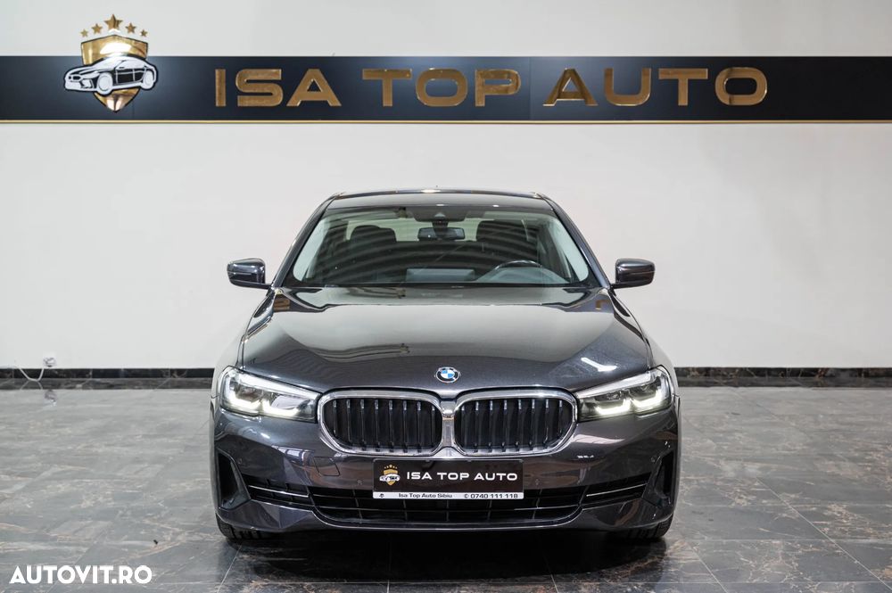 BMW Seria 5 520d Aut. Luxury Line - 2