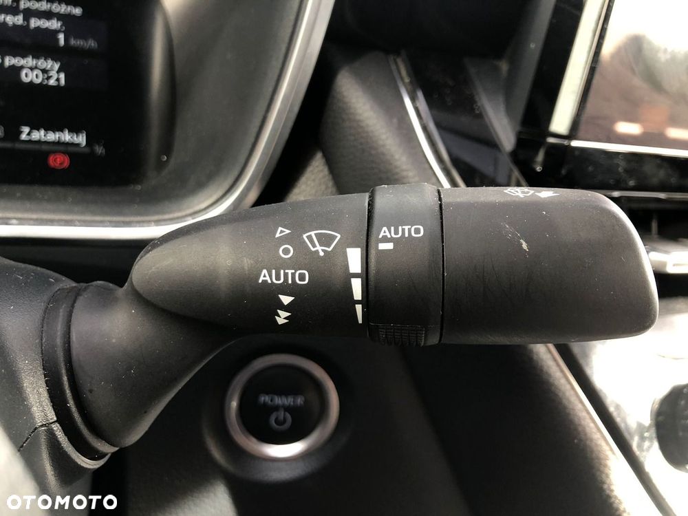 Toyota Corolla 1.8 Hybrid Style - 30