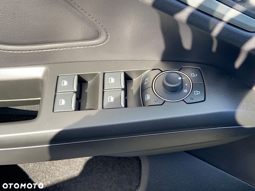 Ford Focus 1.0 EcoBoost Titanium X - 31