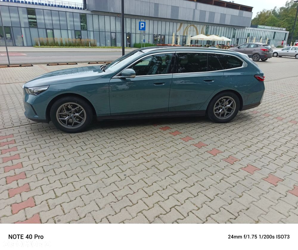 BMW Seria 5 520i - 2