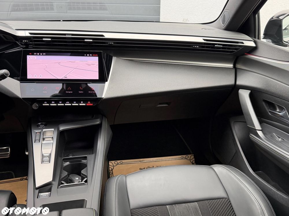 Peugeot 308 BlueHDi 130 EAT8 GT - 11