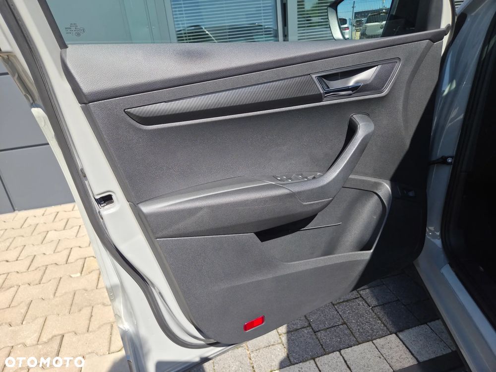 Skoda Karoq 2.0 TDI SCR 4x4 Sportline DSG - 24