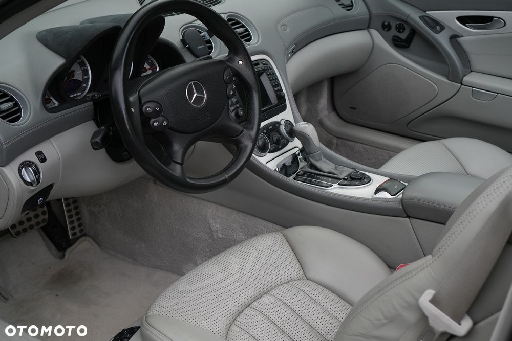 Mercedes-Benz SL - 9