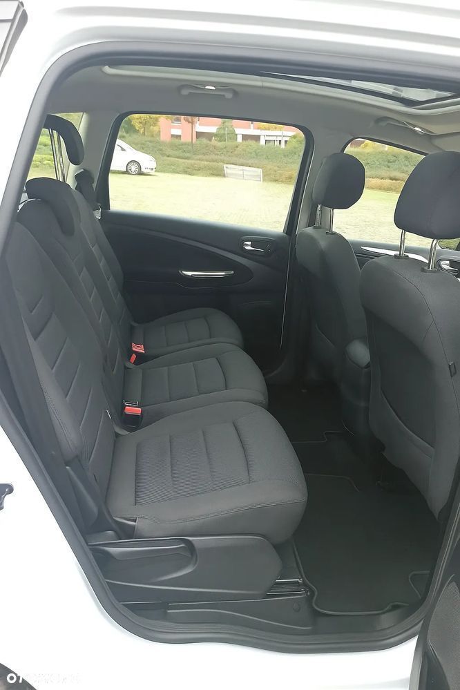 Ford S-Max 2.0 TDCi DPF Titanium - 23