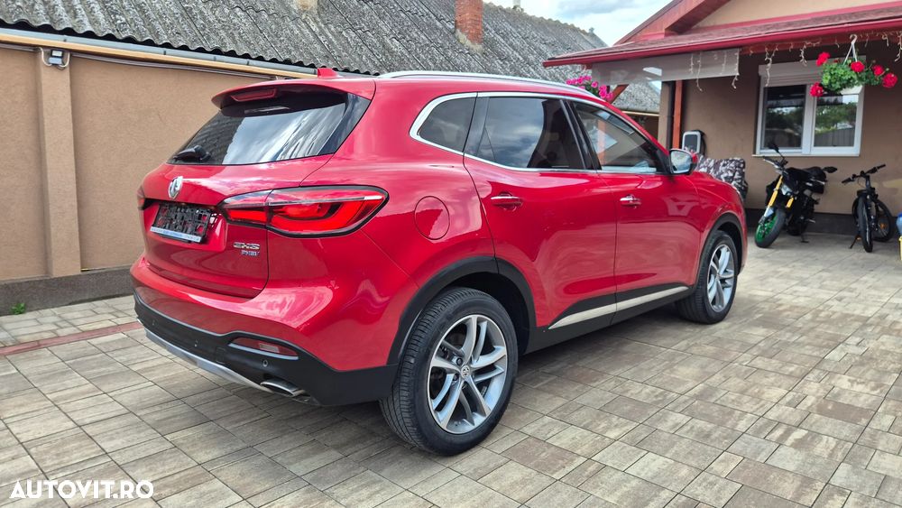 MG EHS Luxury - 39