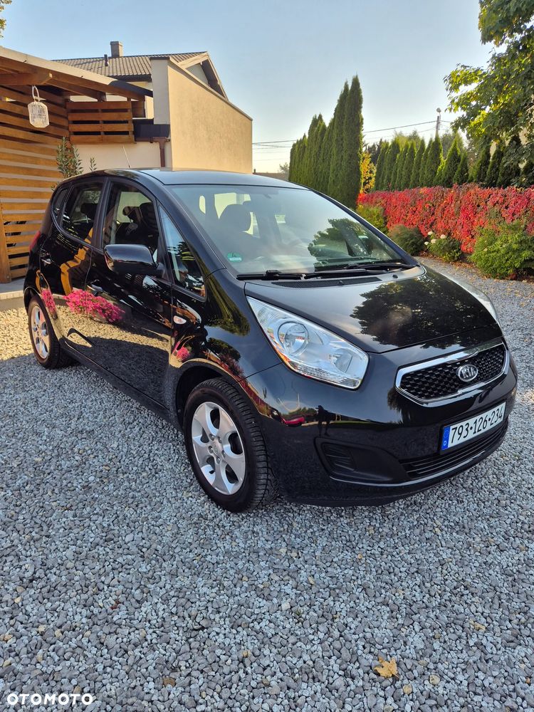 Kia Venga 1.6 CVVT Black Collection - 8