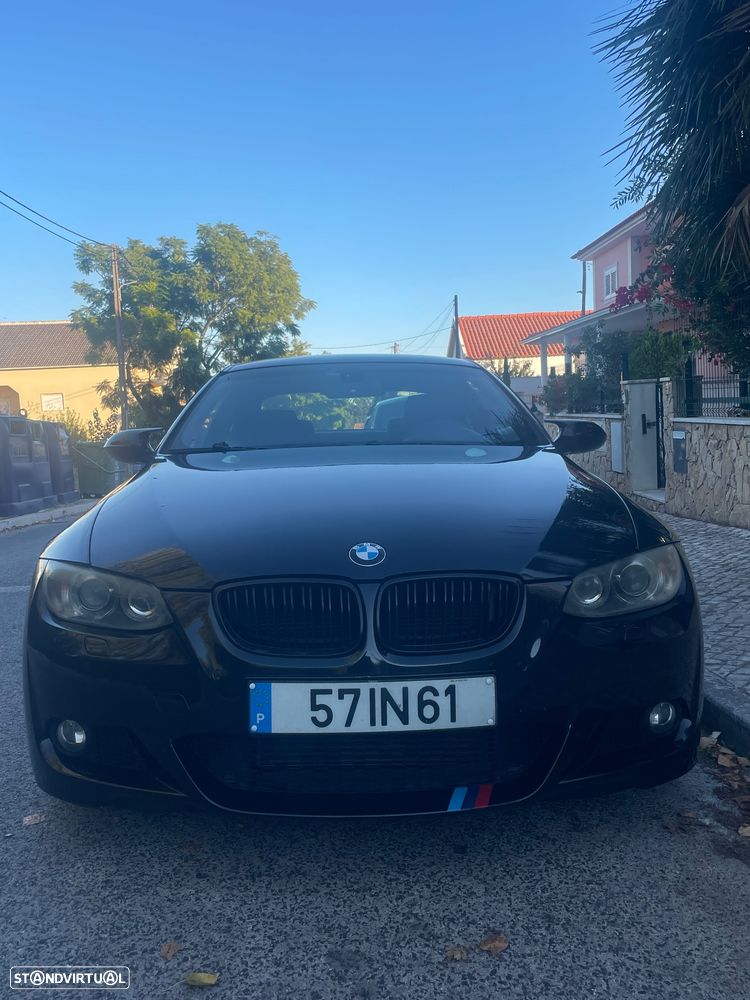 BMW 320 2009 photo 3