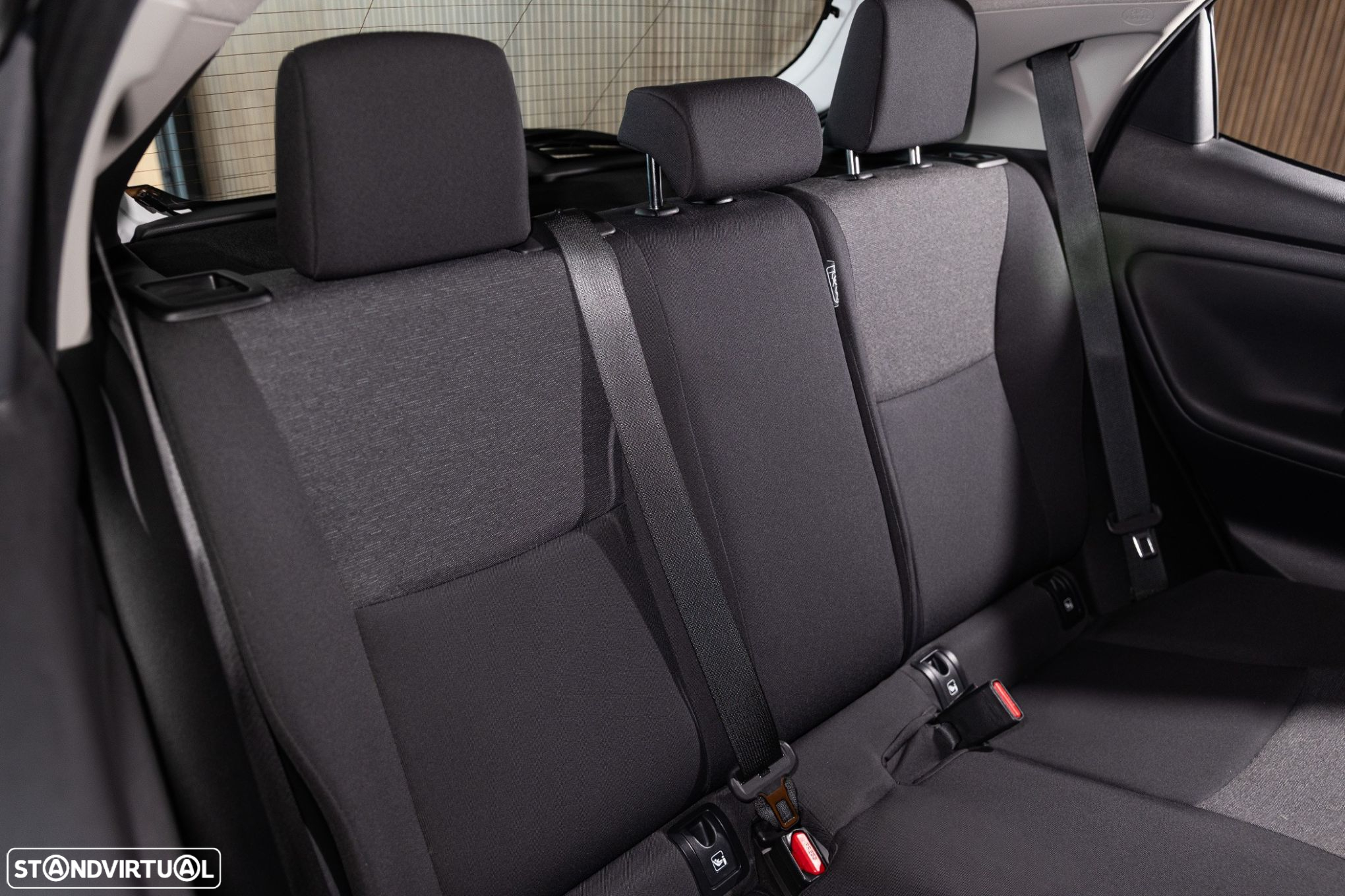 Toyota Yaris 1.0 VVT-i Comfort - 24