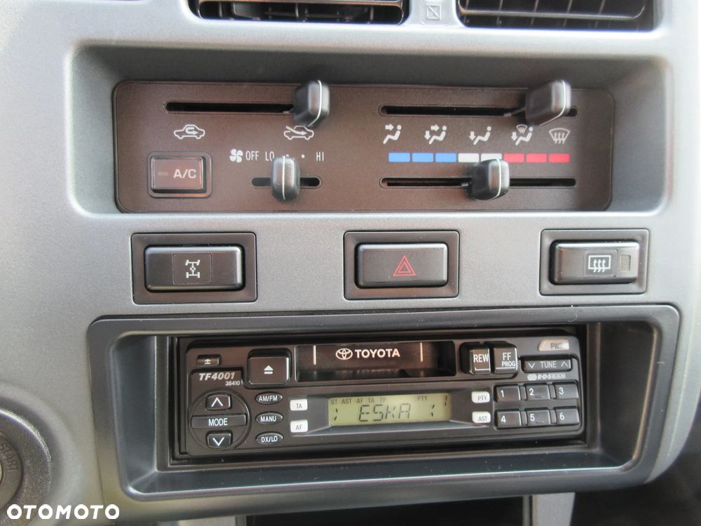 Toyota RAV4 2.0 Special - 19