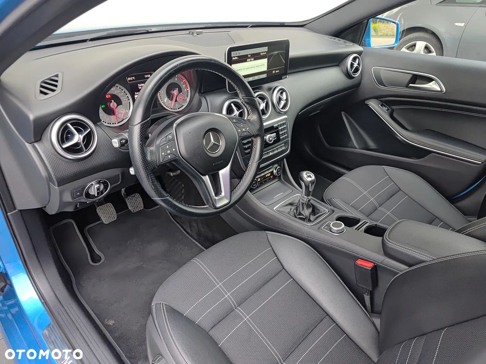 Mercedes-Benz Klasa A 180 BlueEfficiency Edition - 8