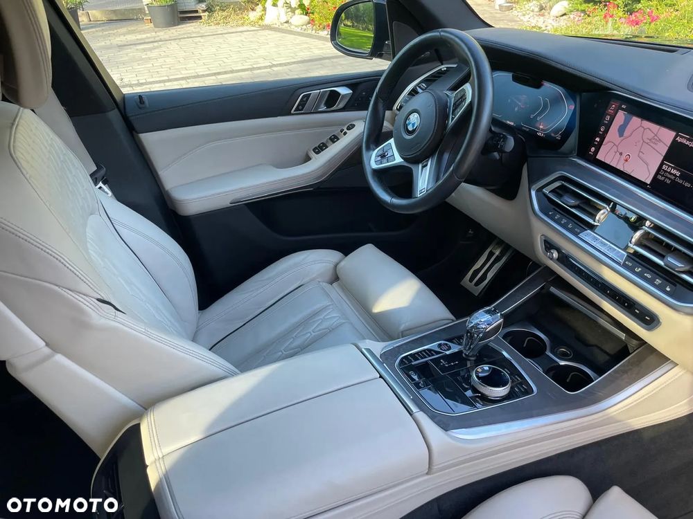 BMW X5 xDrive40i - 13