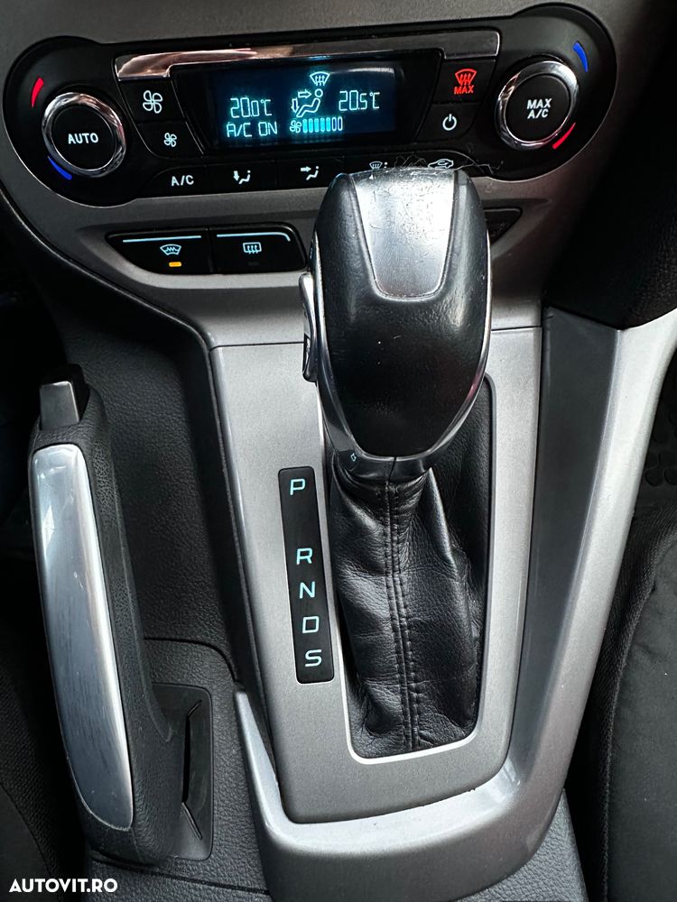 Ford Focus 1.6 Ti-VCT Powershift Sport - 19