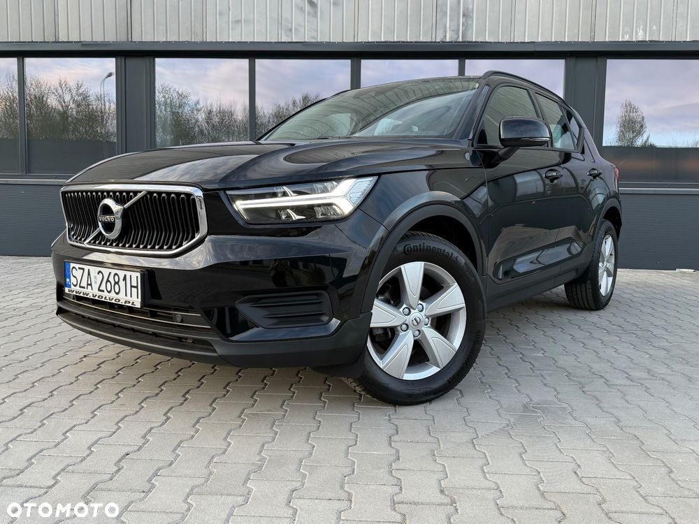 Volvo XC 40 T2 Momentum Core - 1
