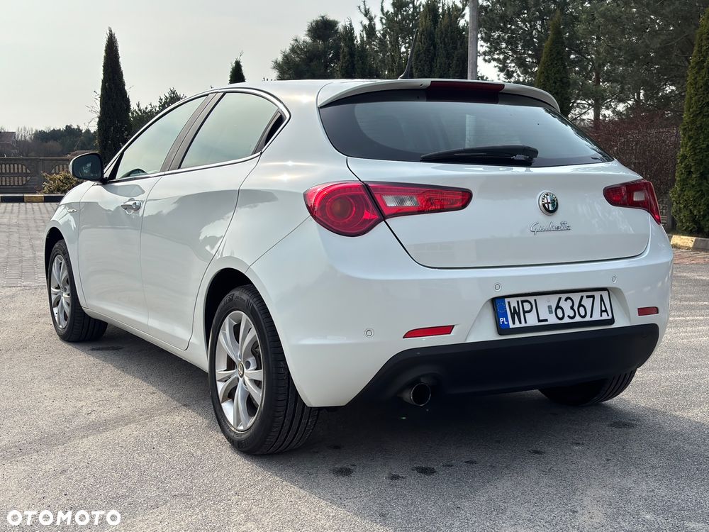 Alfa Romeo Giulietta - 10