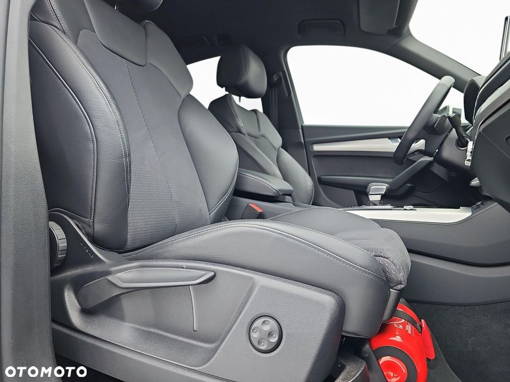 Audi Q5 Sportback - 24