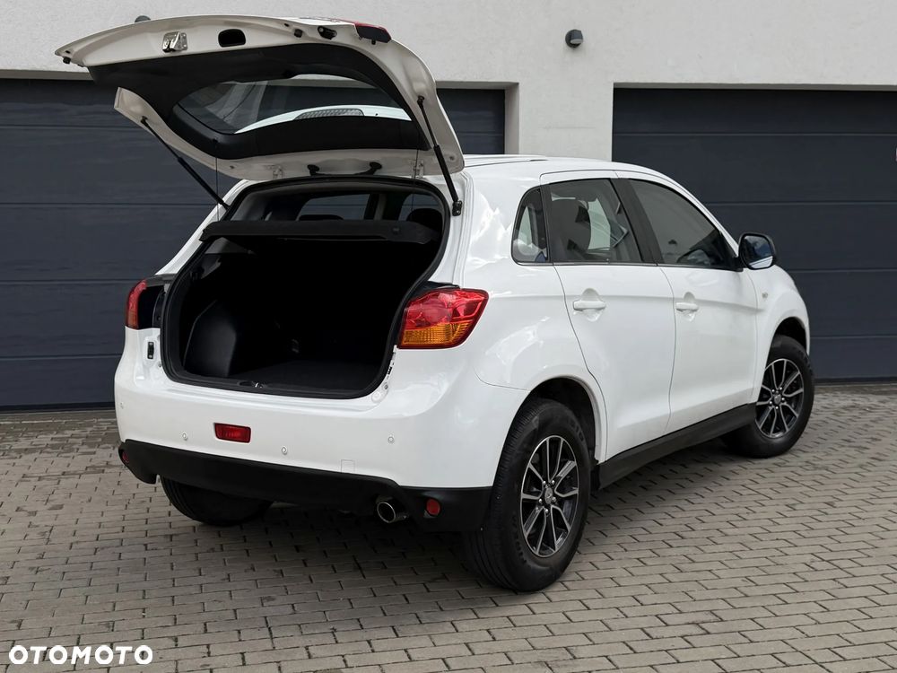 Mitsubishi ASX - 12