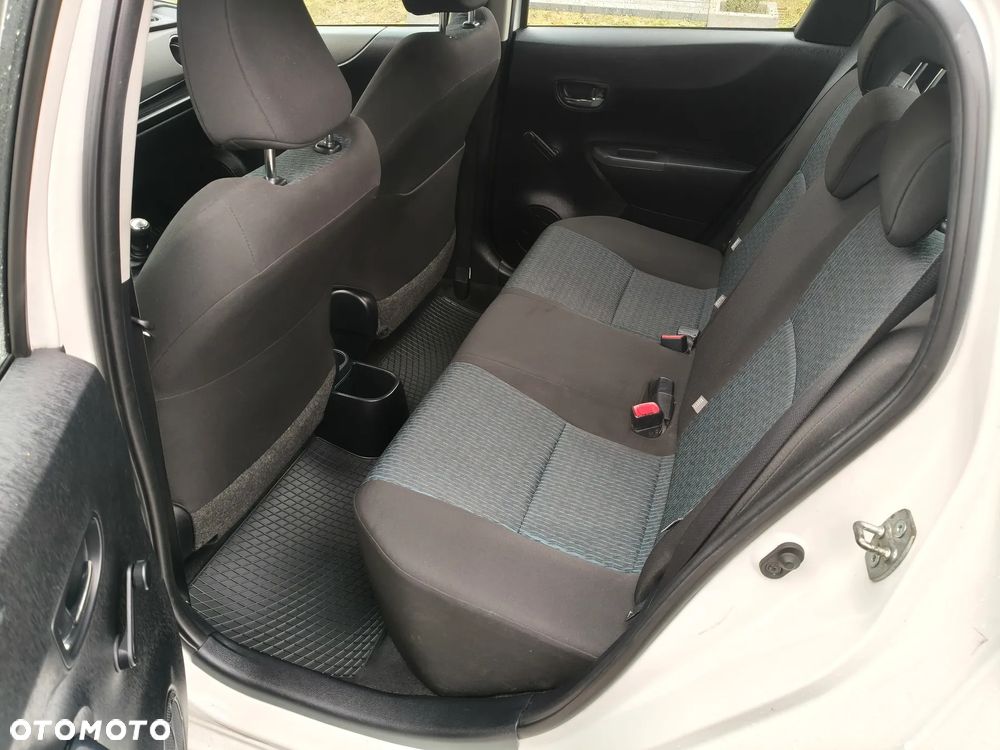 Toyota Yaris 1.0 Active - 8