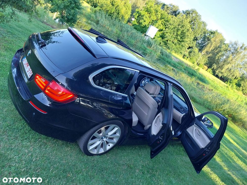 BMW Seria 5 520d Luxury Line - 34