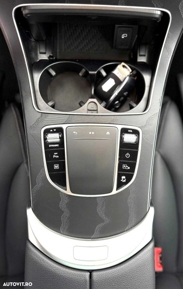 Mercedes-Benz GLC - 29