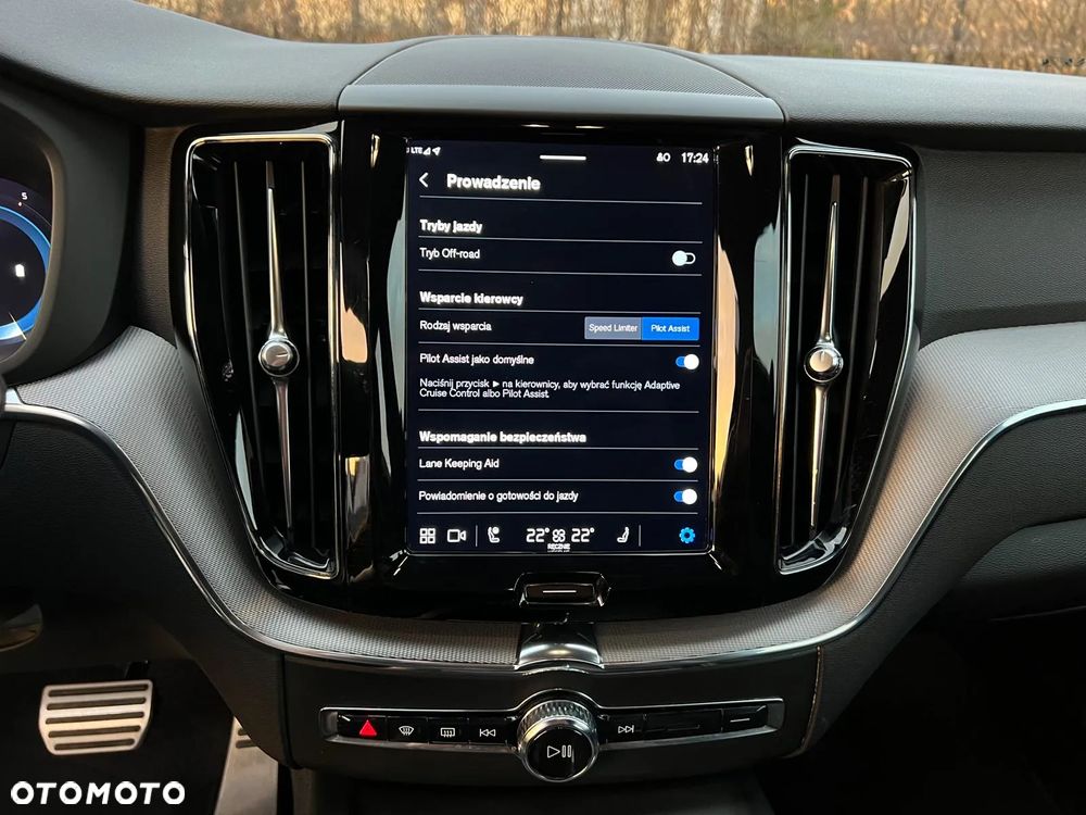 Volvo XC 60 B4 D Ultimate Dark - 31