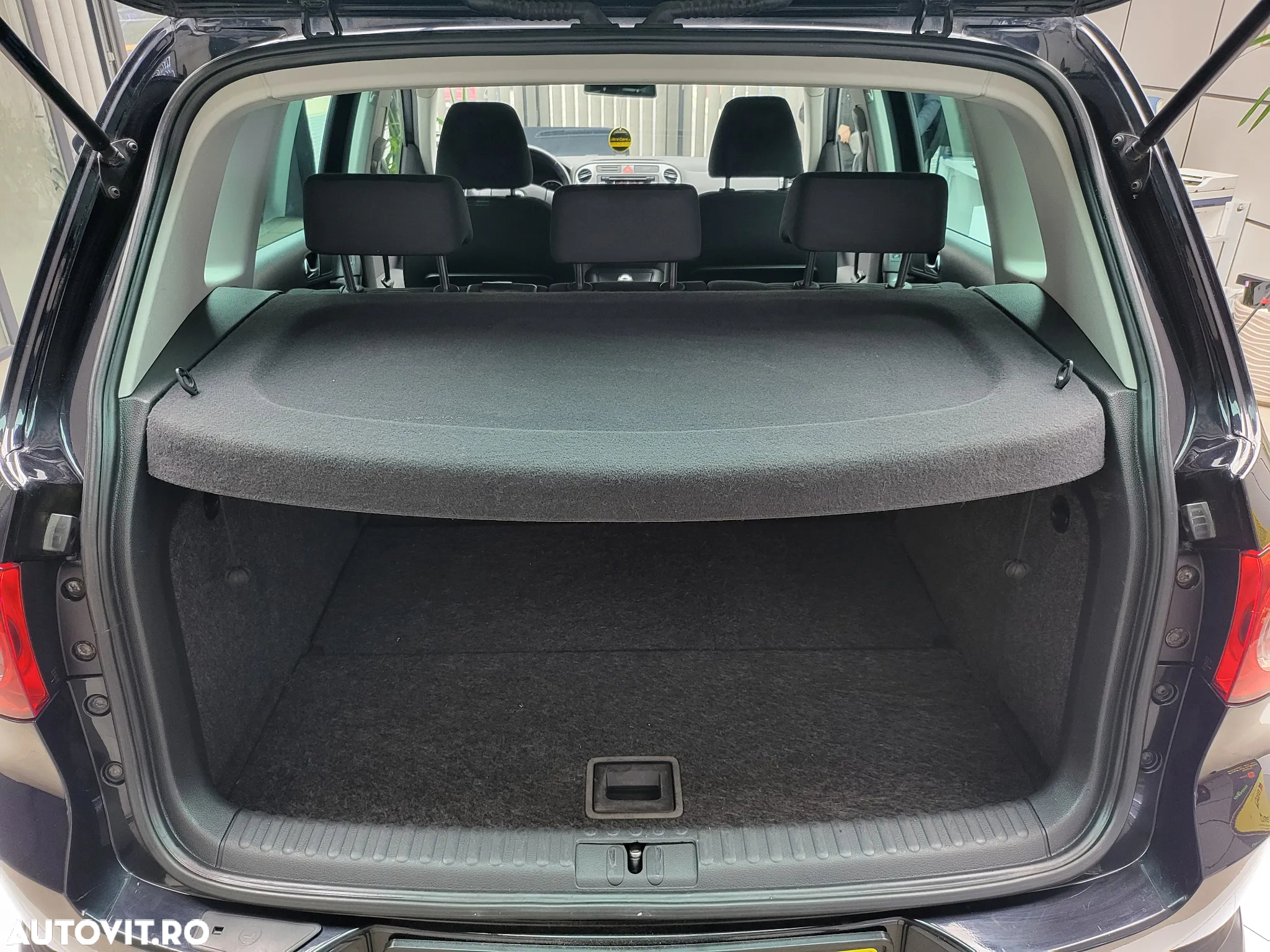 Volkswagen Tiguan 2.0 TDI BMT Trend & Fun - 16
