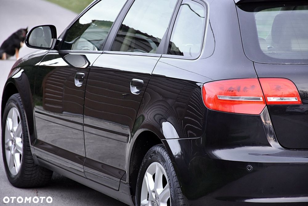 Audi A3 Sportback 1.6 Ambition - 12