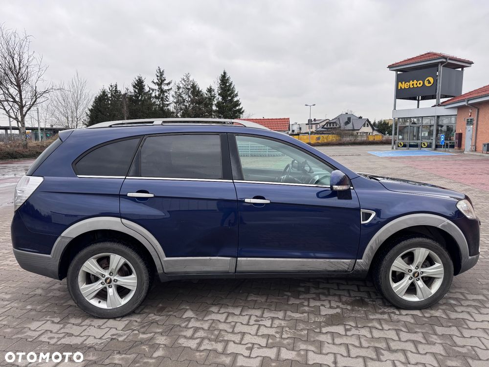 Chevrolet Captiva 2.0 d LT high - 3